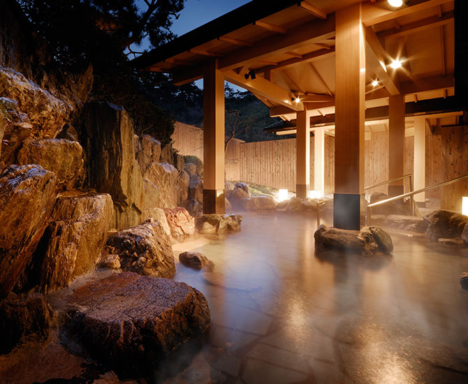 the great openness of an outdoor bath